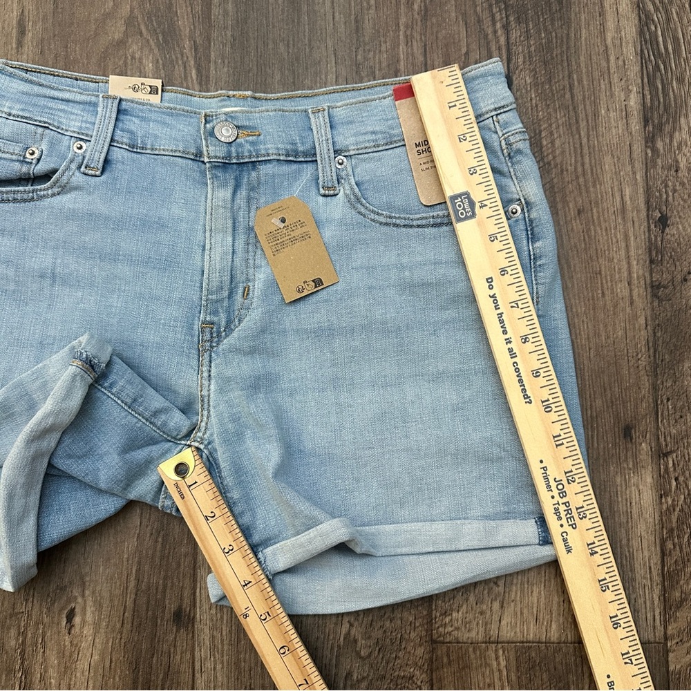 Levi's Mid Length Jean Shorts Women's Size 31 Blue Denim - Picture 8 of 11
